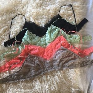 Lot: Honeydew for Madewell lace bralettes